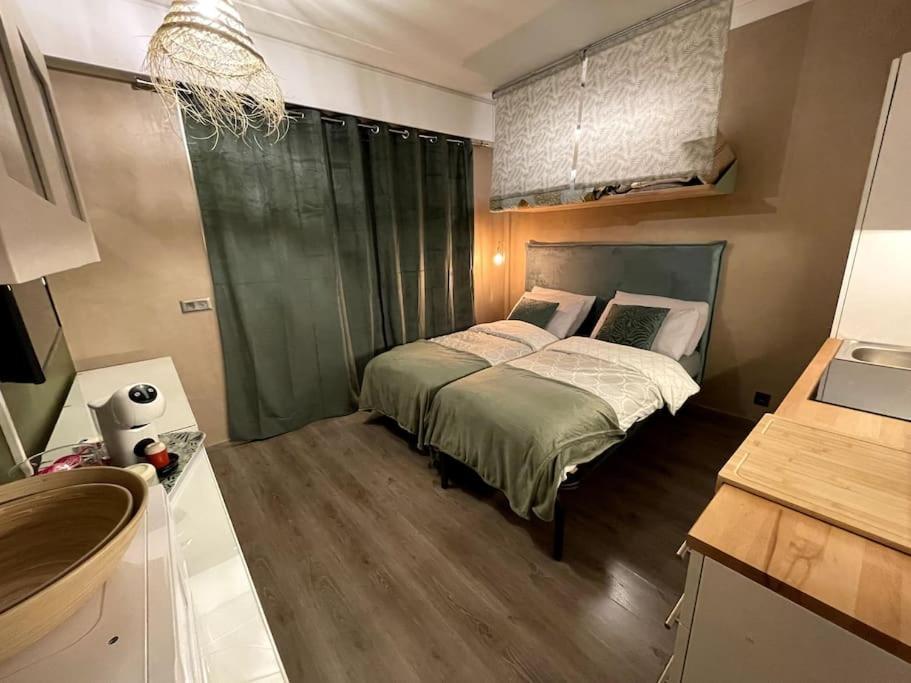 La Room: Seaside Apartment + Terrace + Parking Menton Kültér fotó
